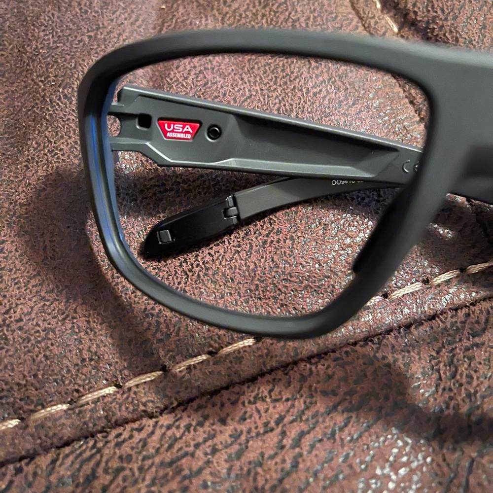 🔥🔥Brand new Oakleys frames🔥🔥 - Picture 2 of 4